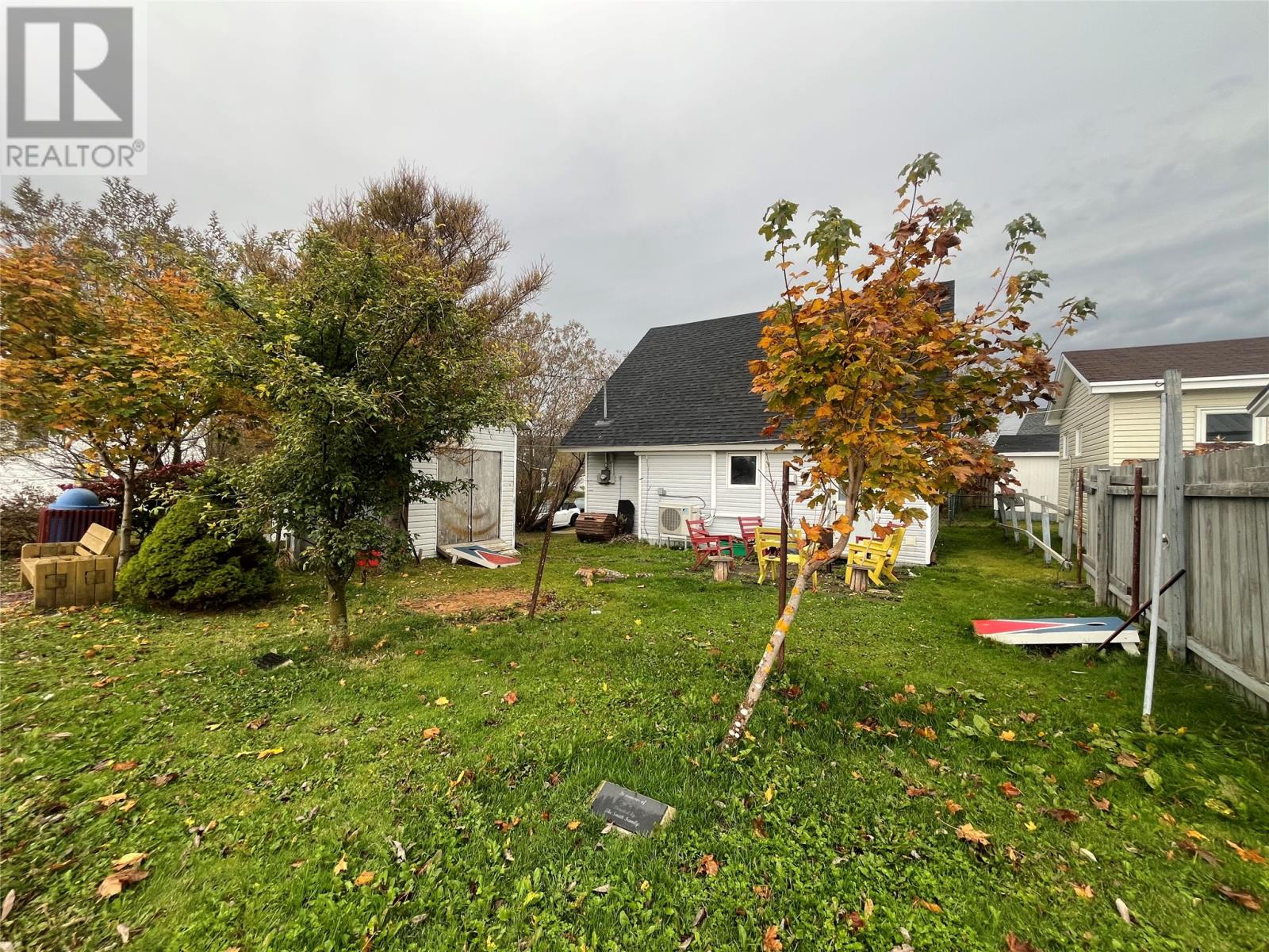 14 Brookside St, Fortune, NL A0E 1P0