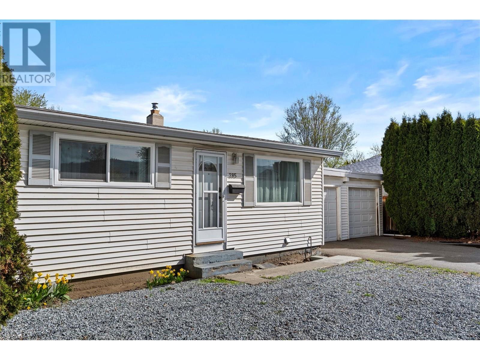 285 Alder Ave, Kamloops, BC V2B 1J2