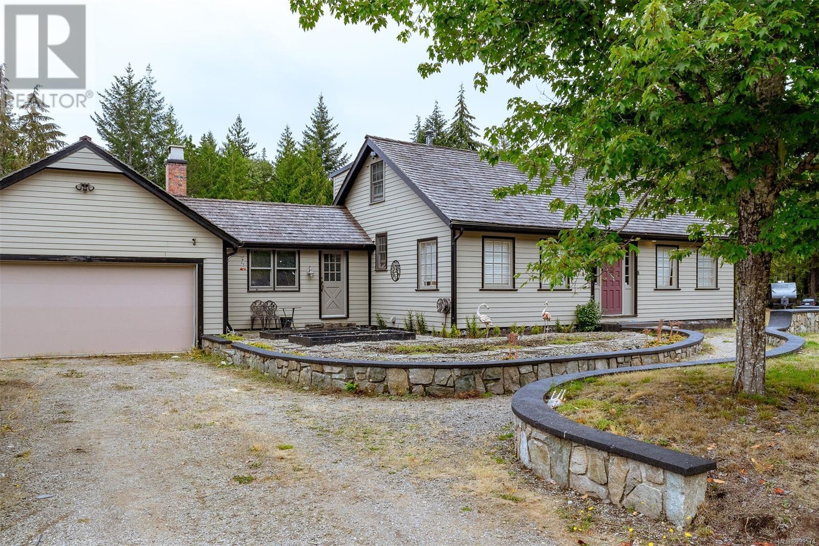285 Polegate Rd, Qualicum Beach, BC V9K 1Y9