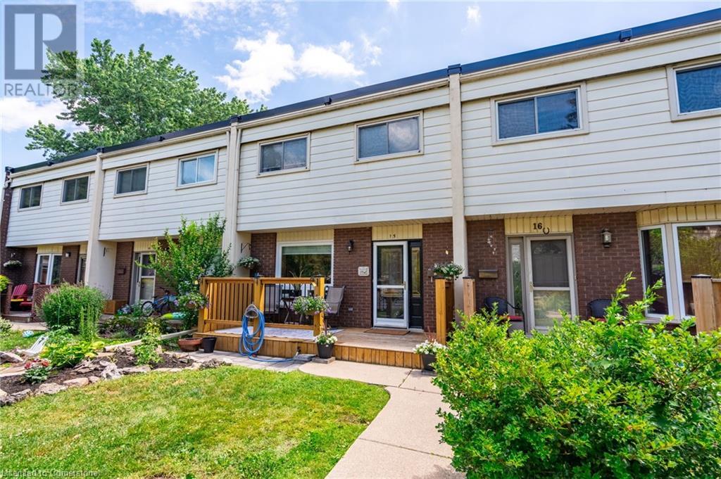 199 York Road Unit 15, Hamilton, ON L9H 1M9
