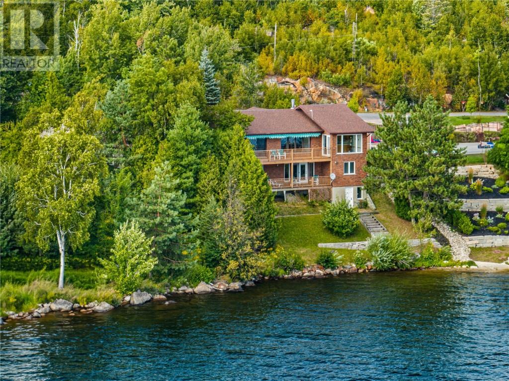 2499 Navanod Rd, Sudbury, ON P3B 1A4