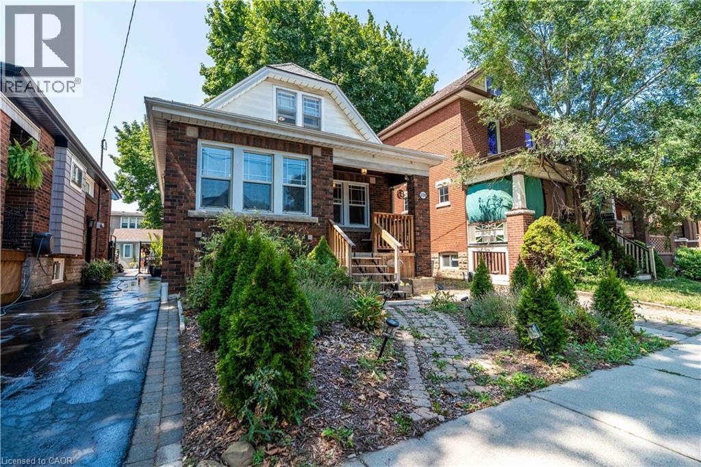 228 Province St S, Hamilton, ON L8K 2L7