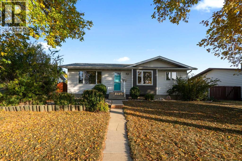 66 Street Unit 3735, Camrose, AB T4V 3H4