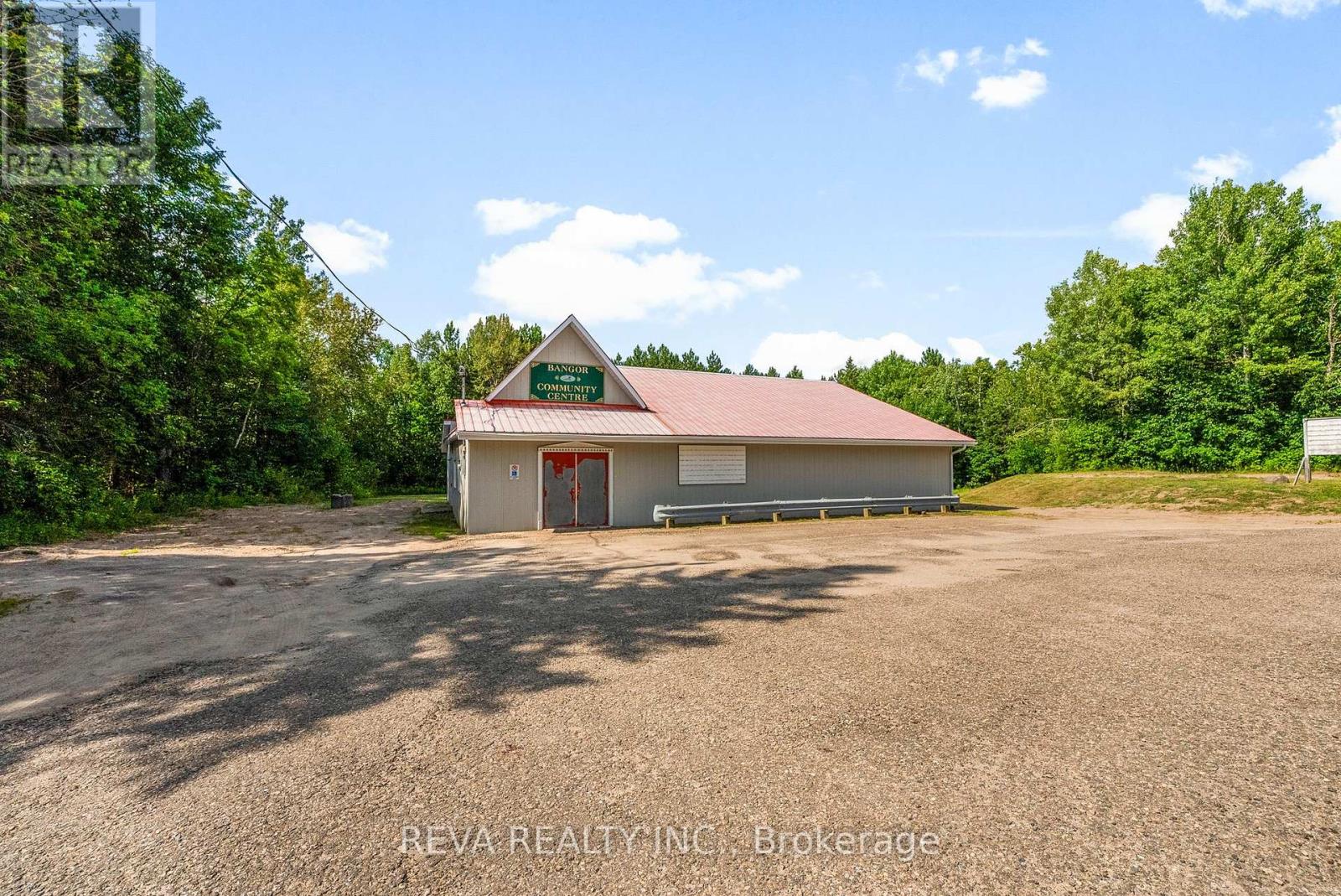 786 Centreview Rd, Hastings Highlands, ON K0J 1L0