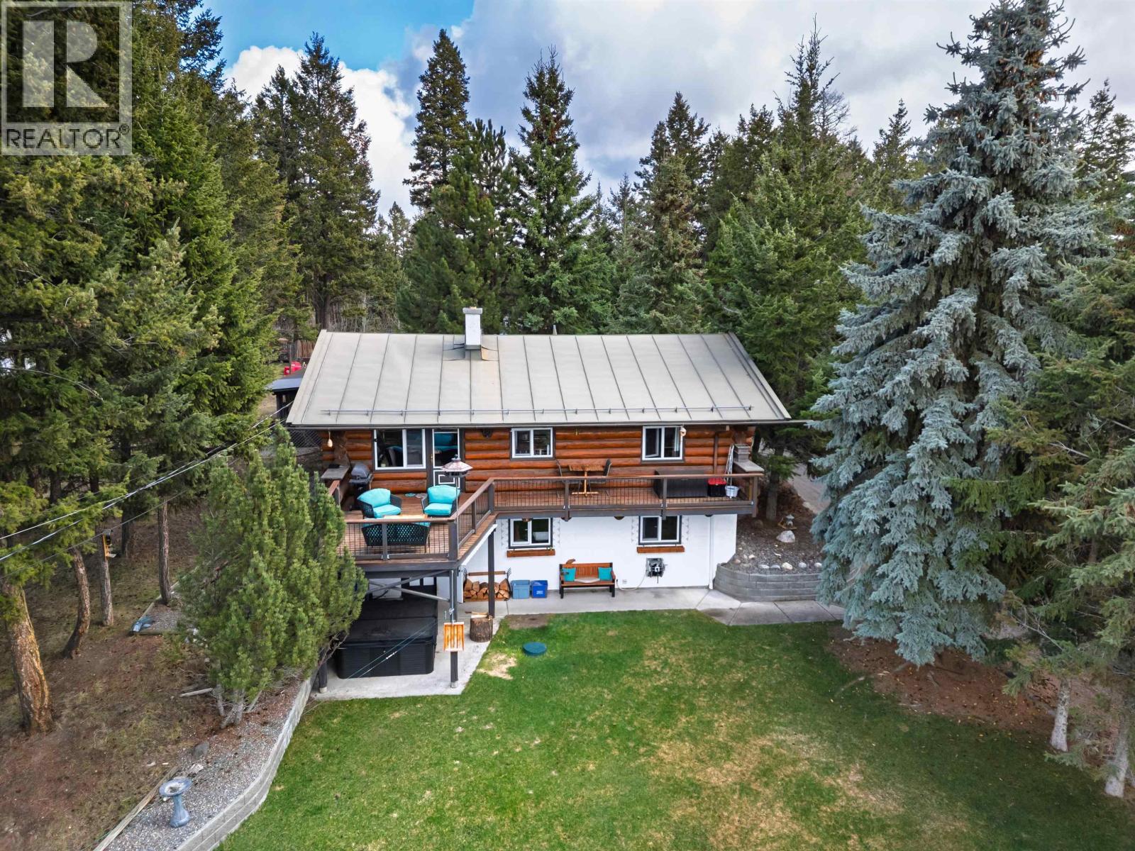 5031 Gloinnzun Drive, 108 Mile Ranch, BC V0K 2Z0