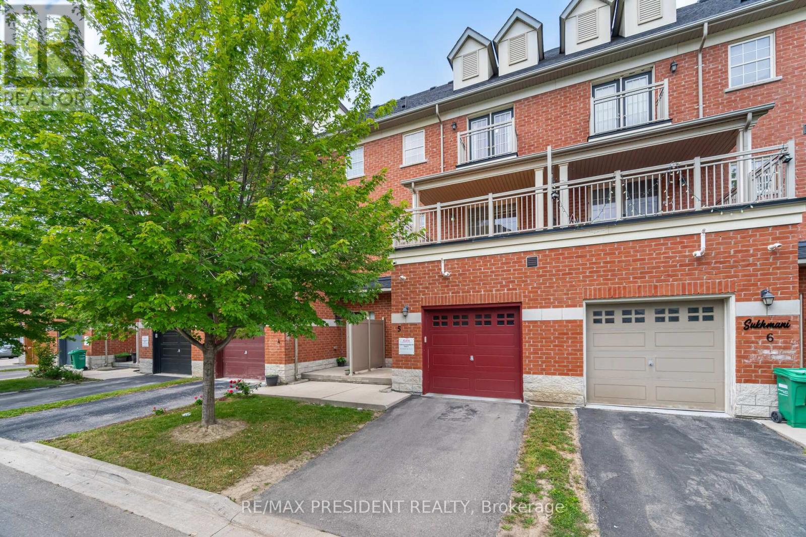 2530 Countryside Dr, Brampton Sandringham-wellington North, ON L6R 3T4