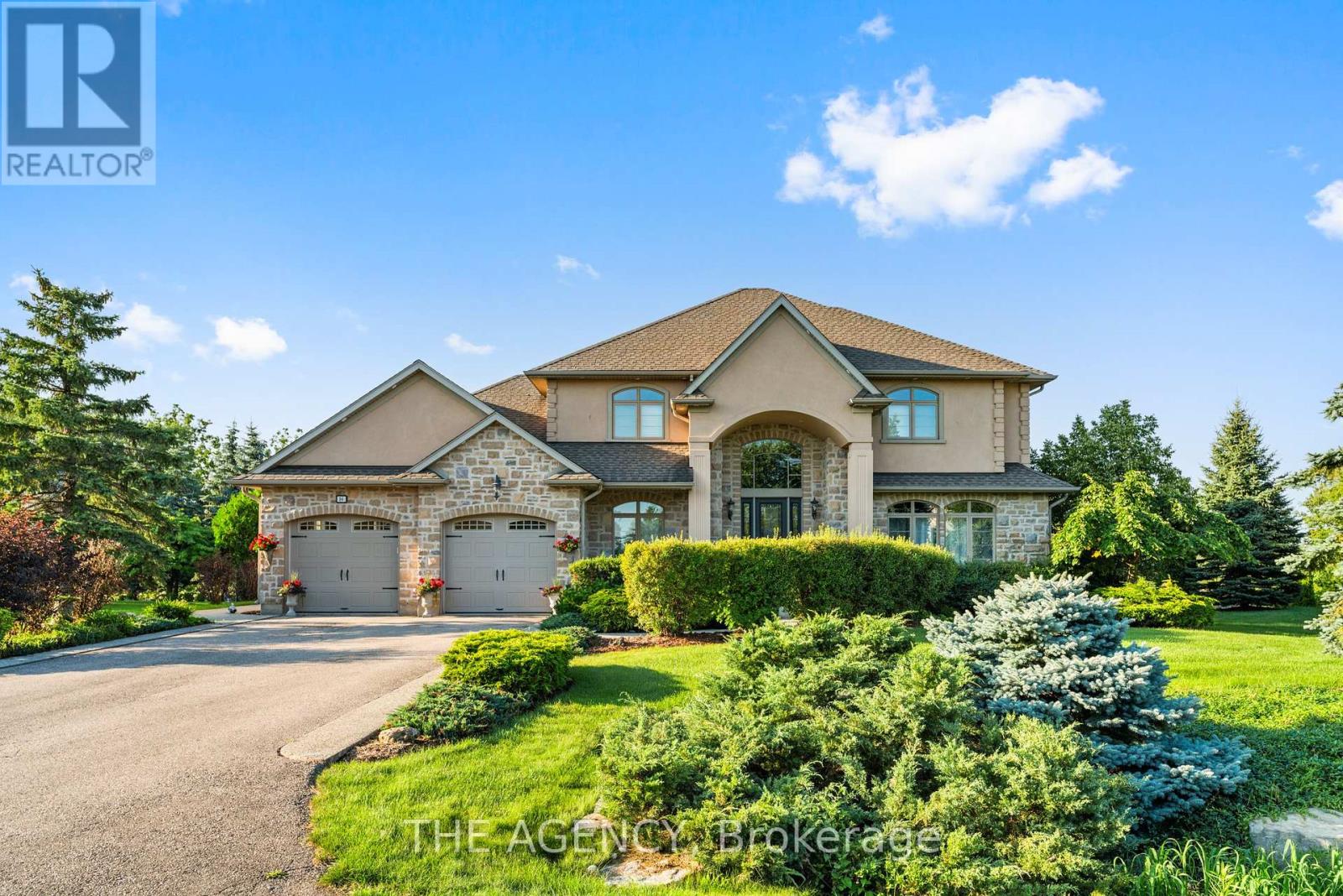 16 Seifert Ct, Puslinch, ON N3C 2V4