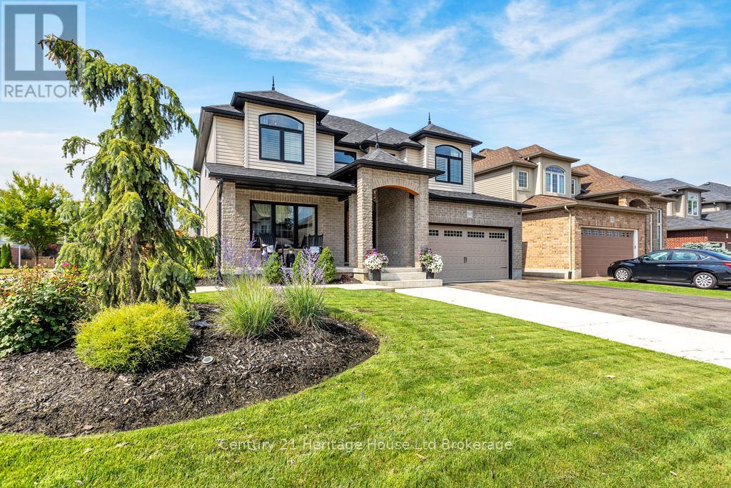 717 Normandy Dr, Woodstock, ON N4T 0C5