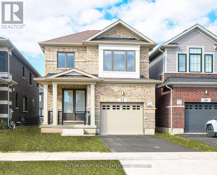 32 Crossmore Cres, Cambridge, ON N1S 0C7