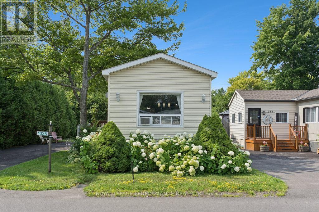 1036 Vista Barrett Private, Ottawa, ON K4P 1C7