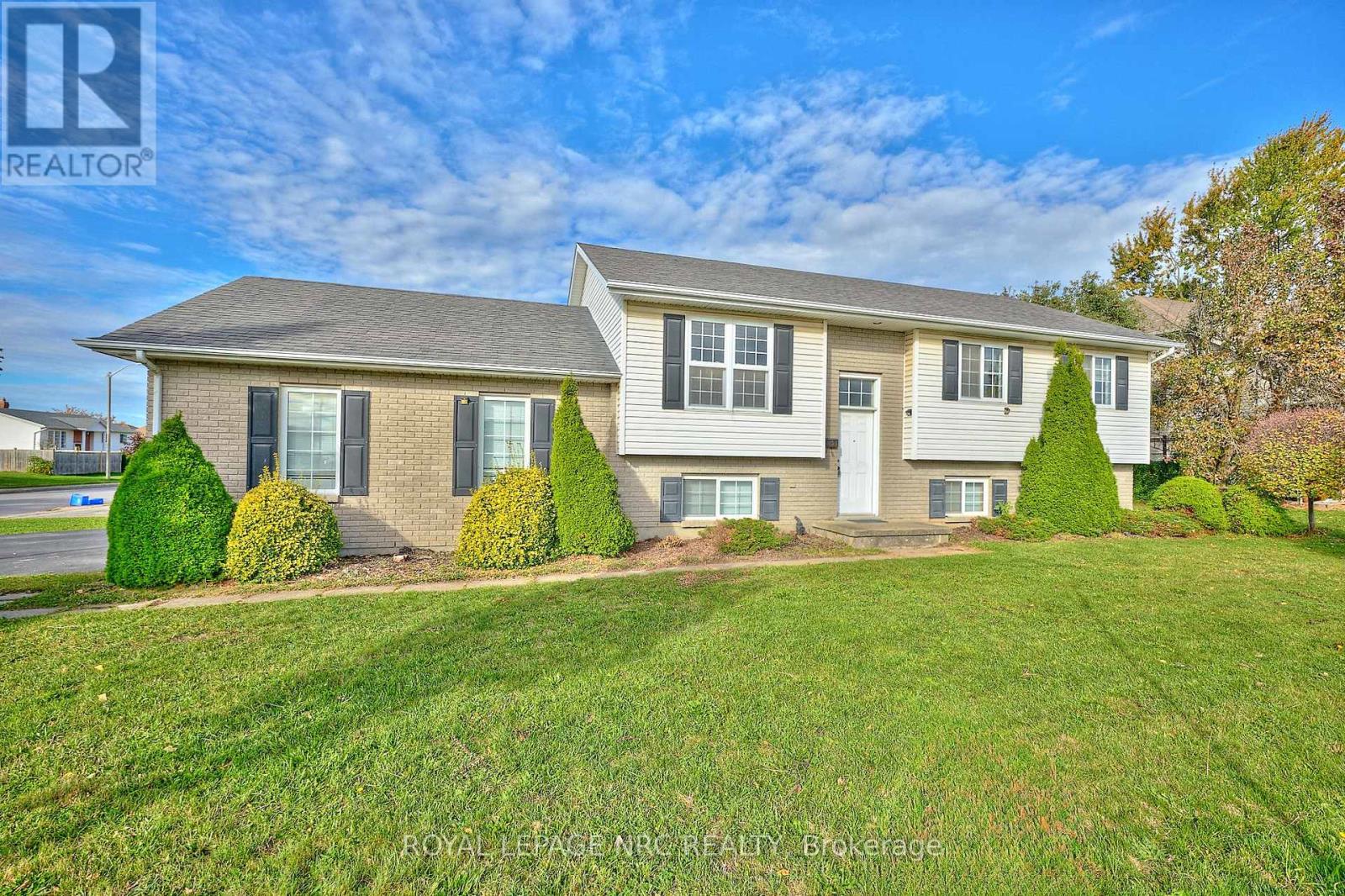 4431 Montrose Rd, Niagara Falls Ascot, ON K2H 1K1