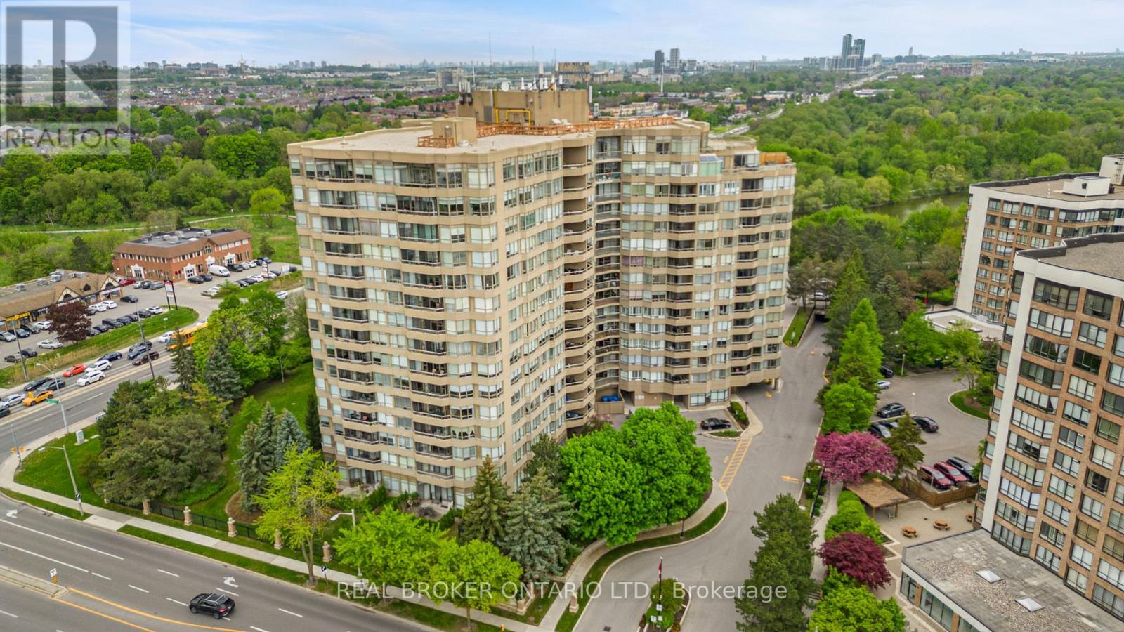 610 Bullock Dr Ph5 Dr, Markham, ON L3R 0G1