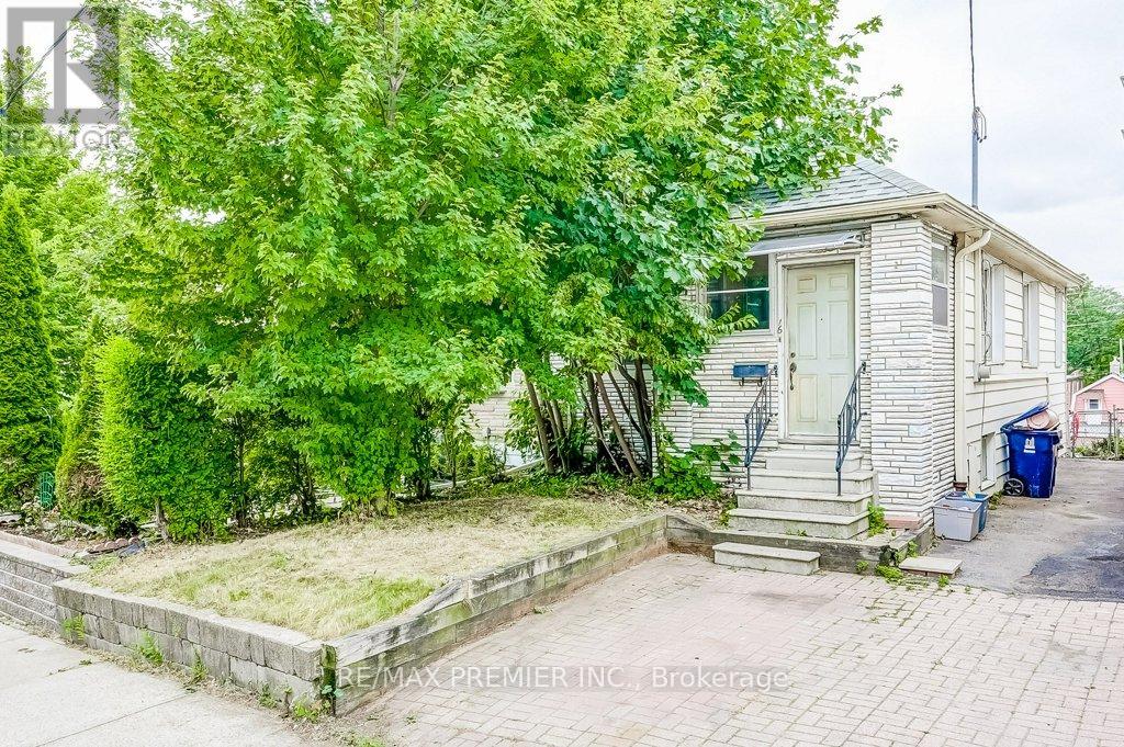 16 Porter Ave, Toronto Rockcliffe-smythe, ON M6N 2G9