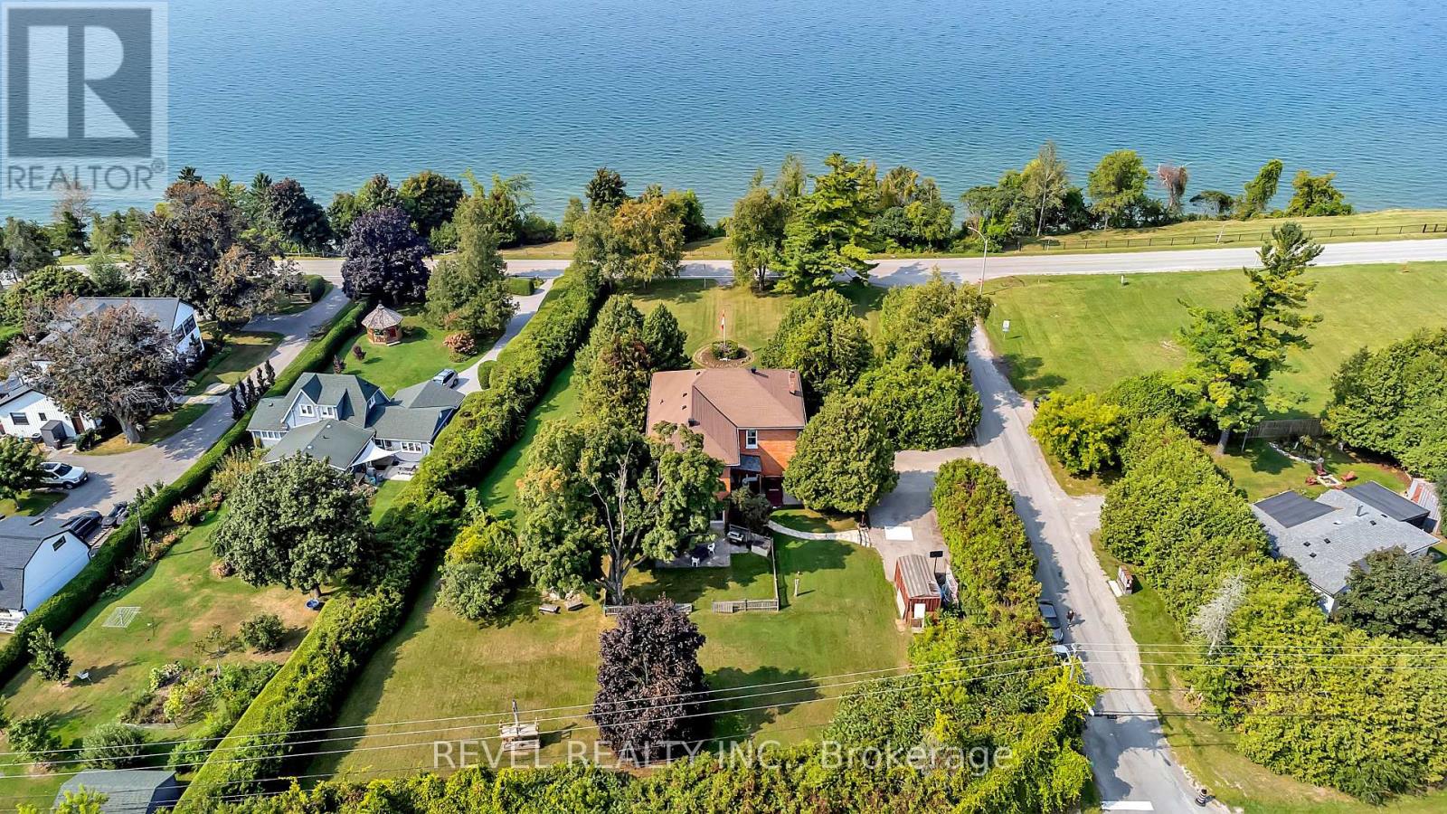 351 Hedge Rd, Georgina, ON L0E 1R0