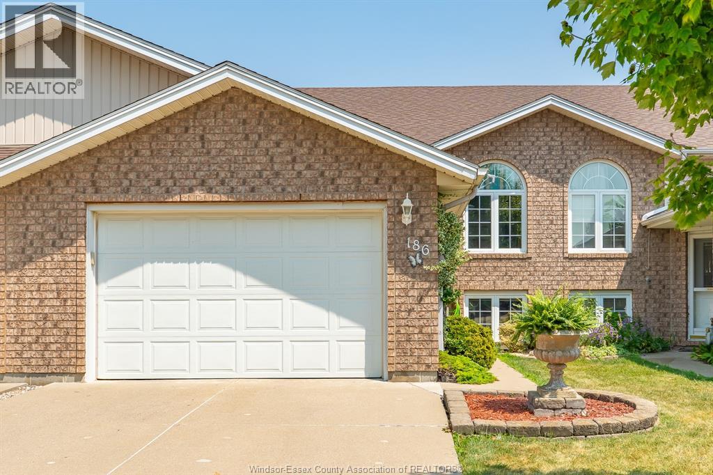 186 Bennie Ave, Leamington, ON N8H 5L8