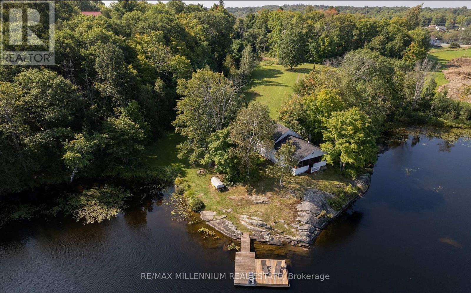 124 695 High Way, McKellar, ON P0G 1C0