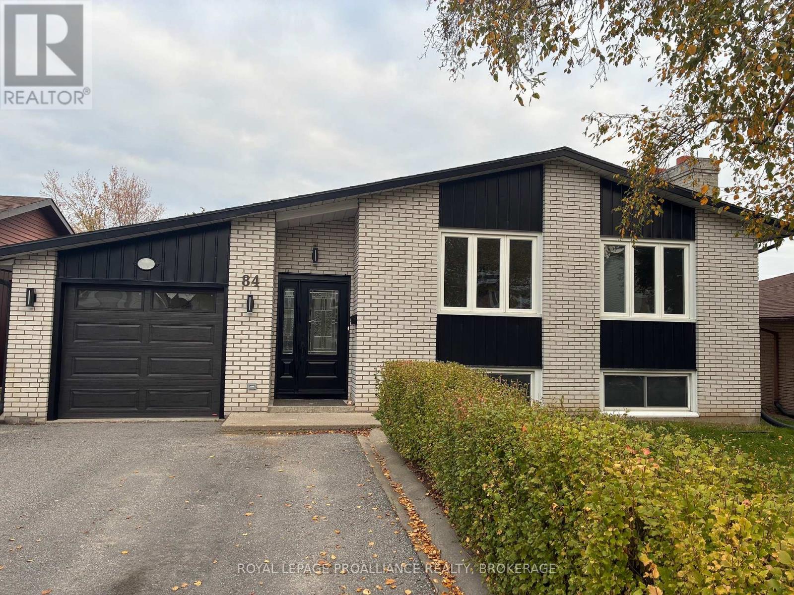 84 Joyce St, Kingston, ON K7K 6A7