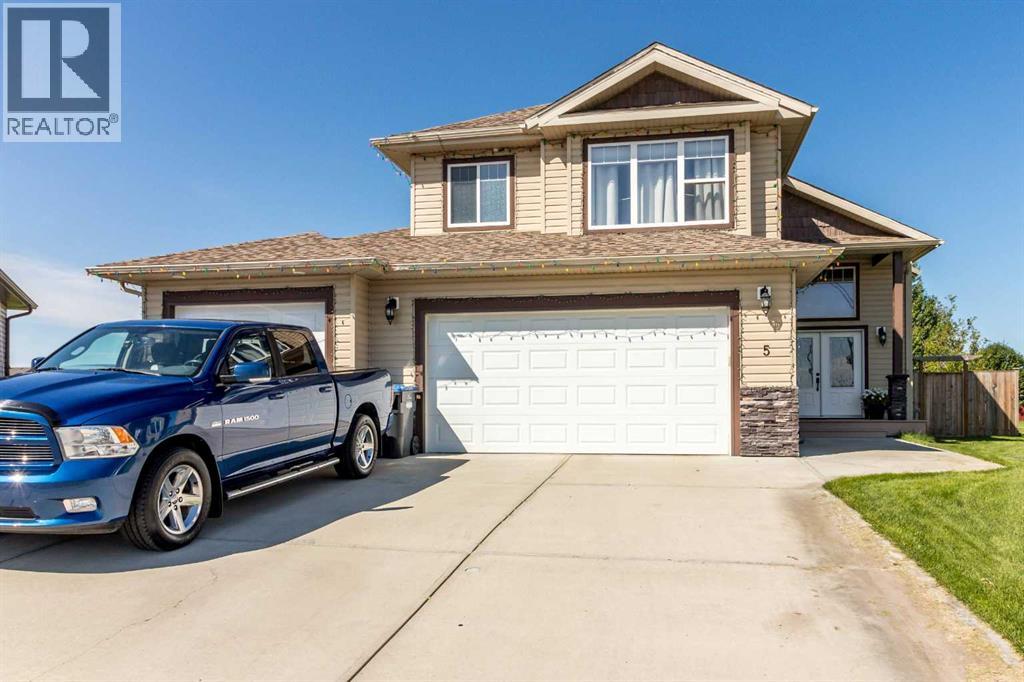 5 Hodgstreet Pl, Sylvan Lake, AB T4S 0C5