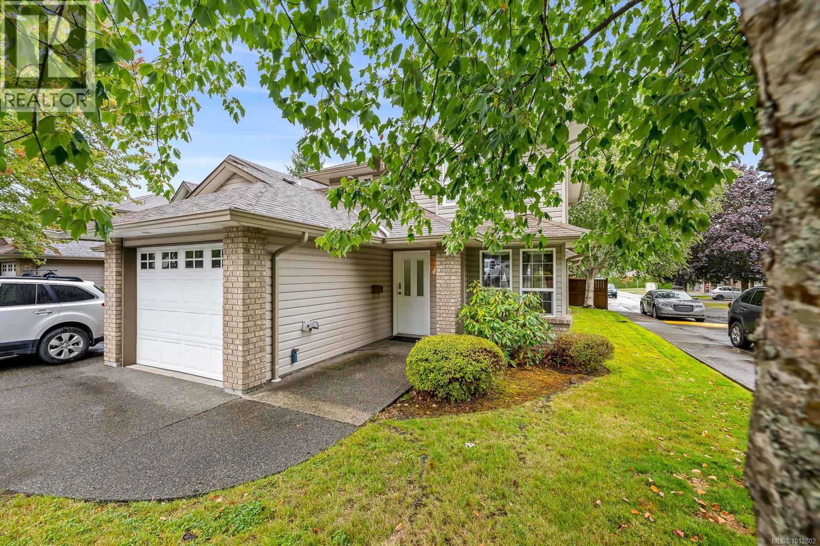 772 Robron Rd Unit 42 Rd, Campbell River, BC V9W 7Y9