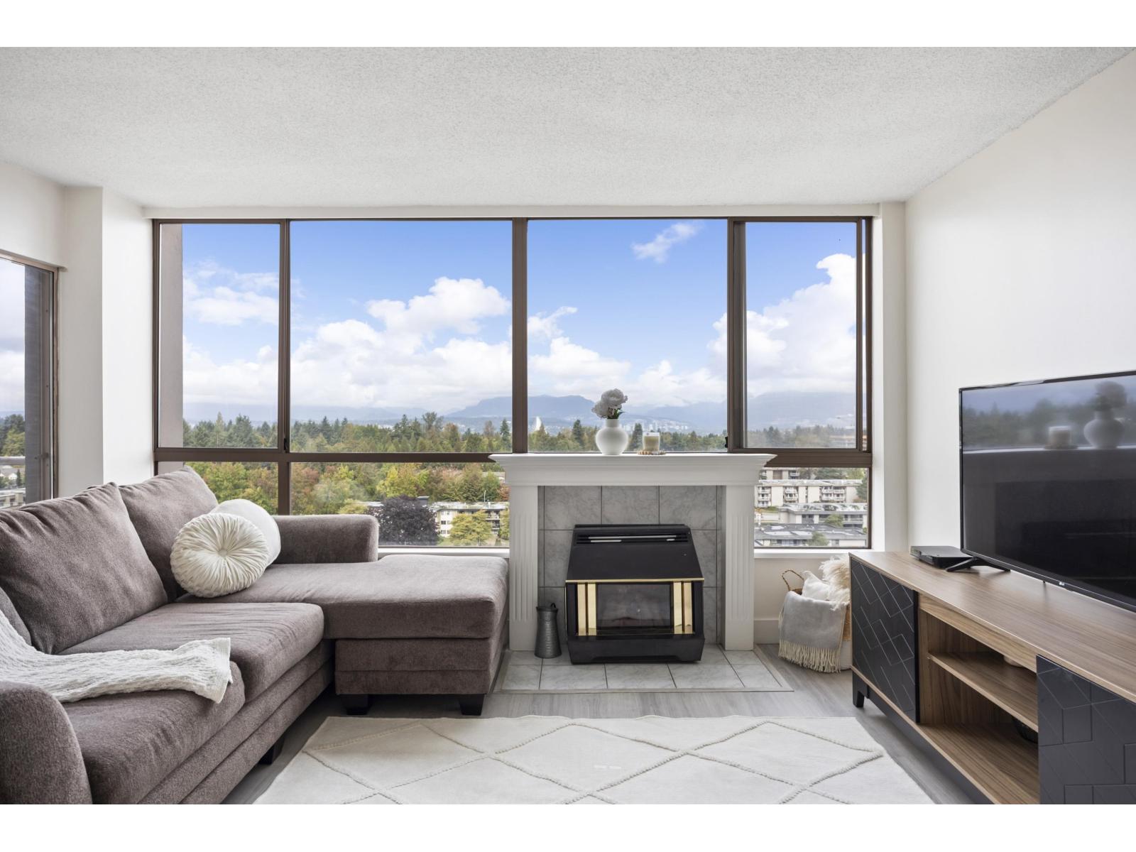 14881 103a Avenue Unit 1306, Surrey, BC V3R 0M5