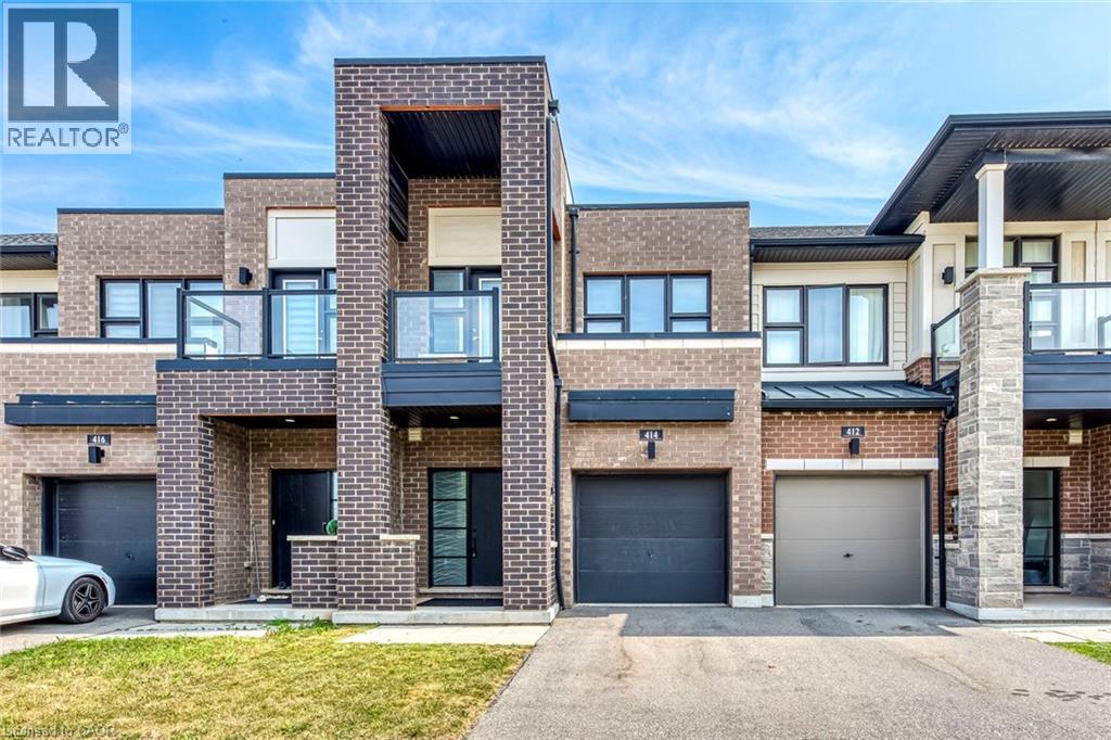 414 Wheat Boom Dr, Oakville, ON L6H 0R4