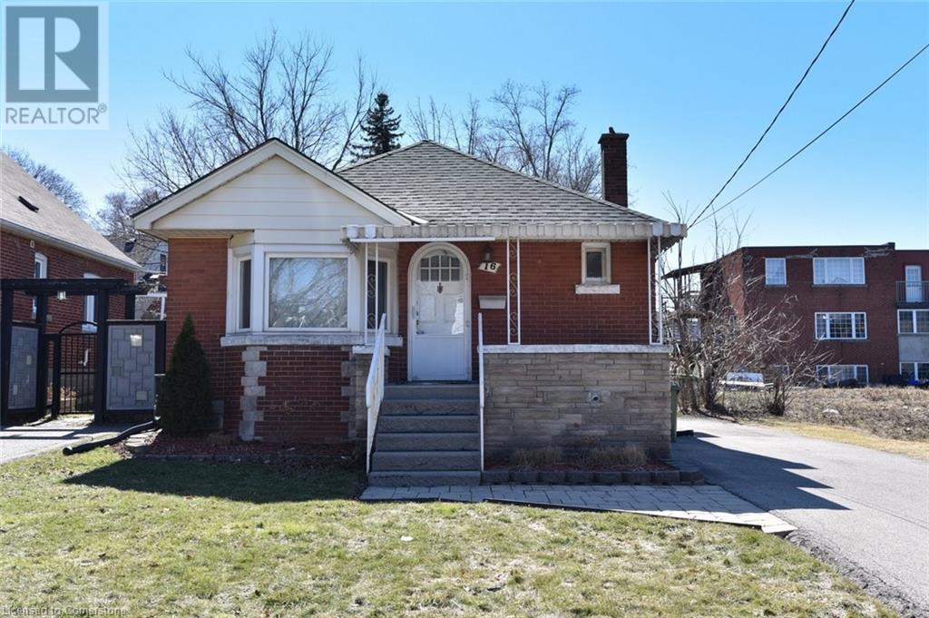 16 Empress Ave, Hamilton, ON L9A 1M2