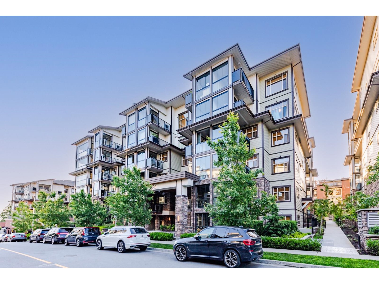 8538 203a Street Unit 308, Langley, BC V2Y 3P9