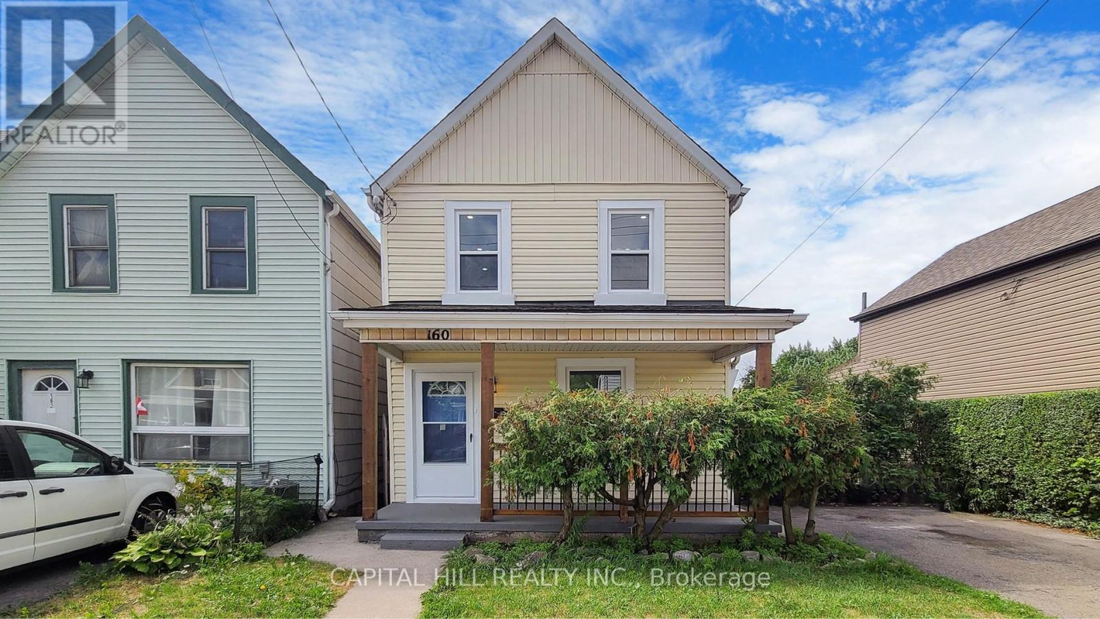 160 Picton St E, Hamilton, ON L8L 3W6