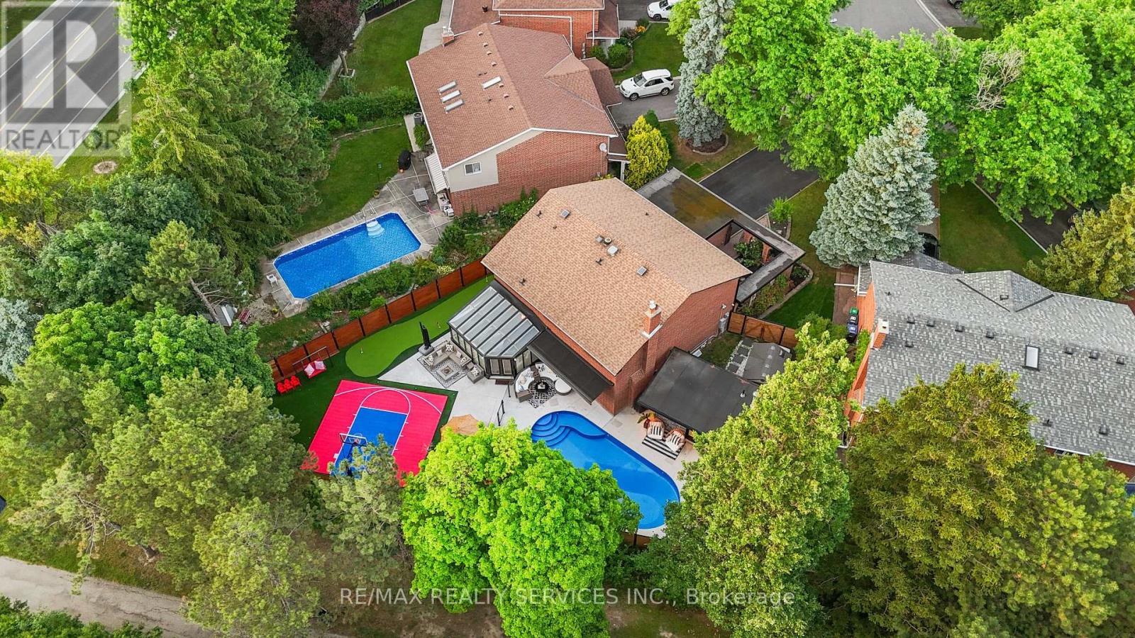 24 Marlow Pl, Brampton, ON L6S 2X3