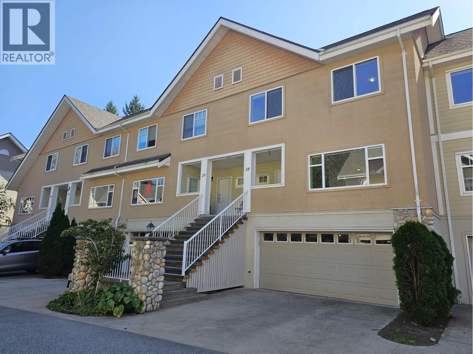 1200 Edgewater Drive Unit 18, Squamish, BC V8B 0E7