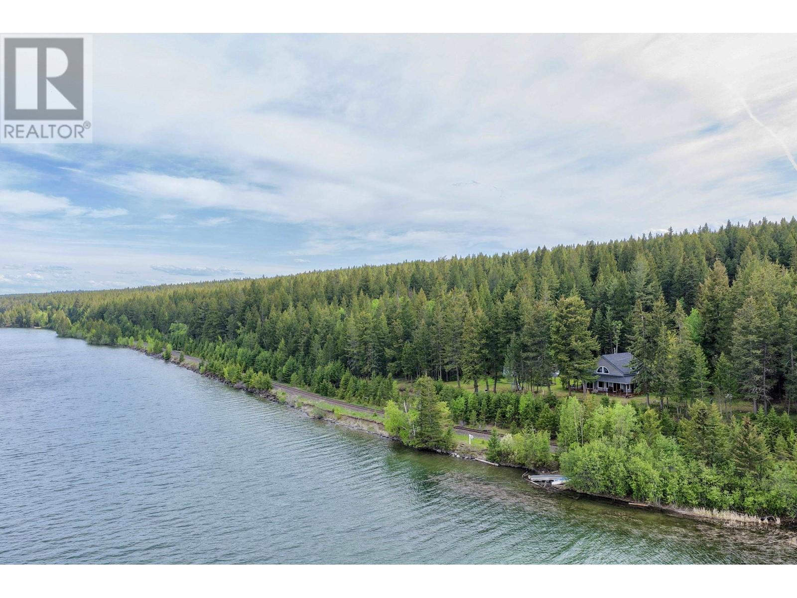 4460 Tattonhelena Fs Rd, Lac La Hache, BC V0K 1T0