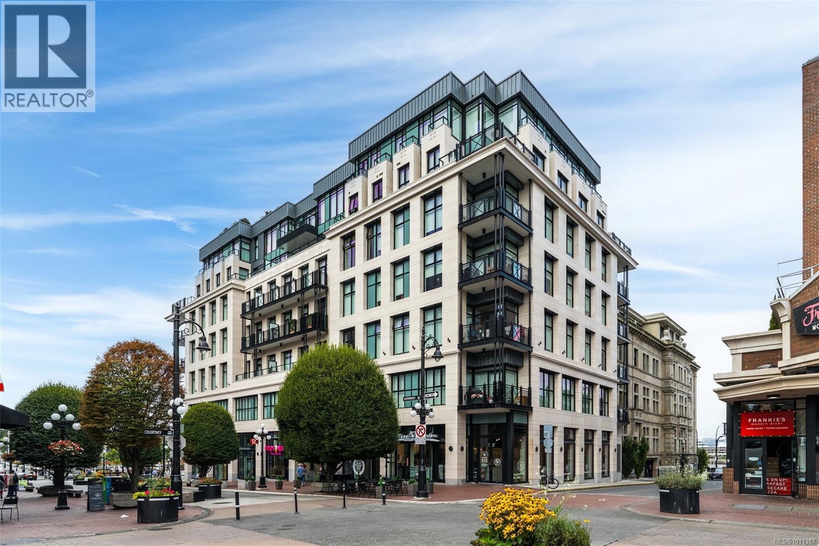 888 Government St Unit 503 St, Victoria, BC V8W 0G5