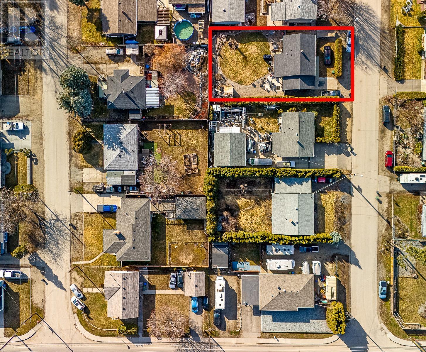 505 Mcdonald Rd, Kelowna, BC V1X 3H3