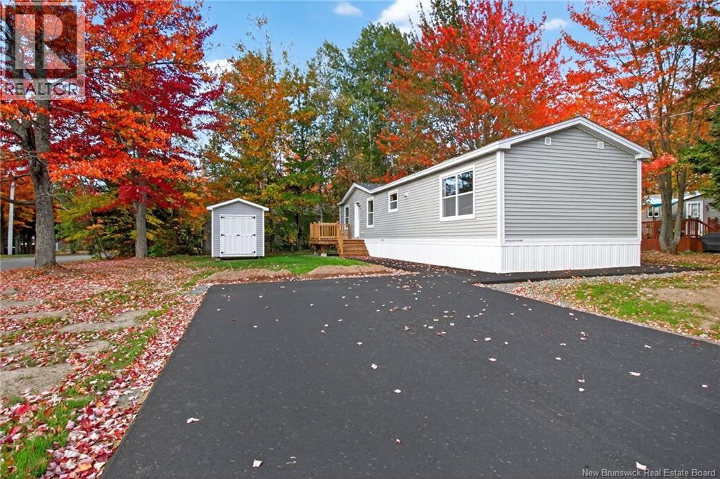 1 Ironwood Cres, Moncton, NB E1H 2X2