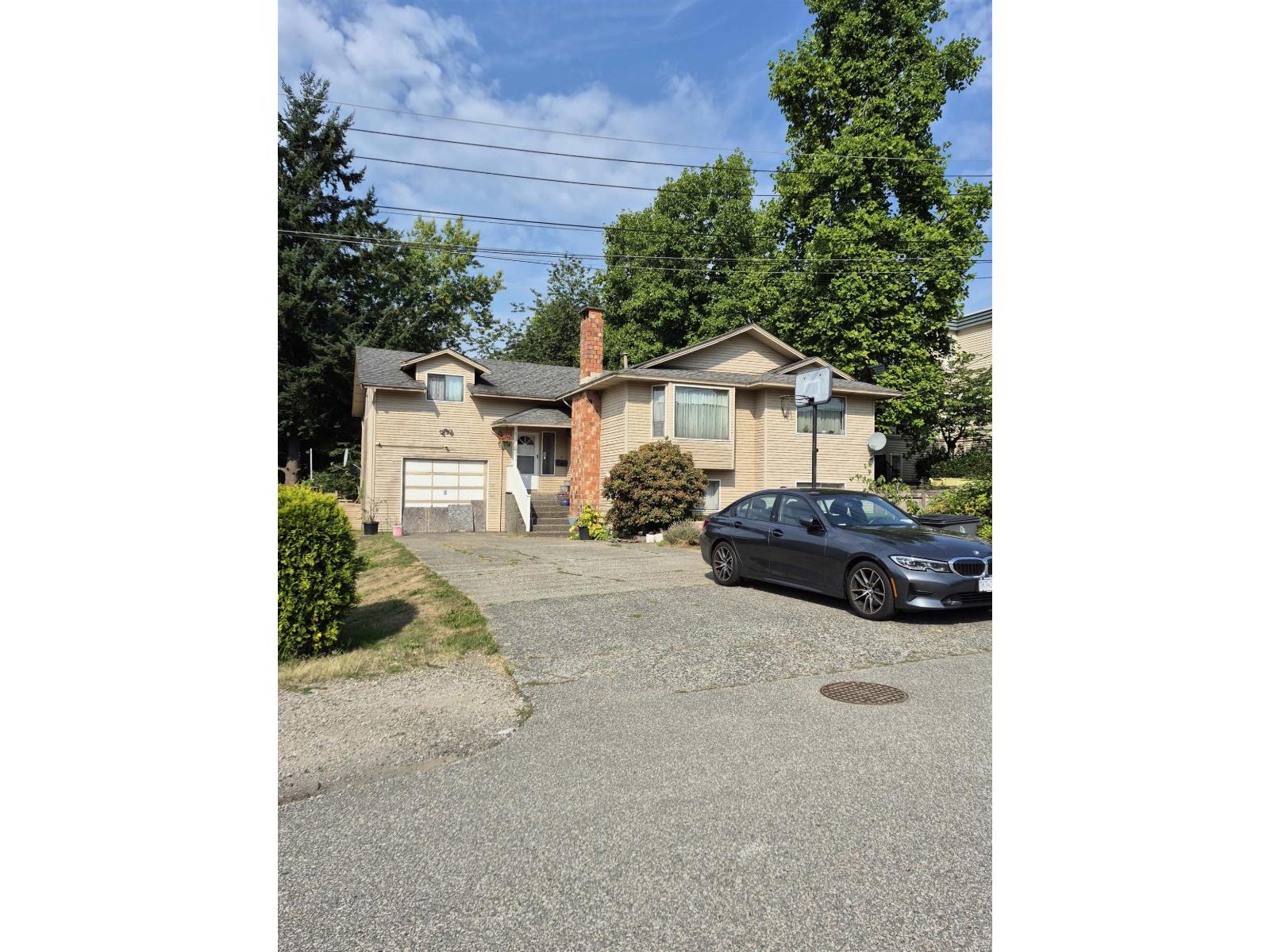 138 Street Unit 10661 #a, Surrey, BC V3T 4L2