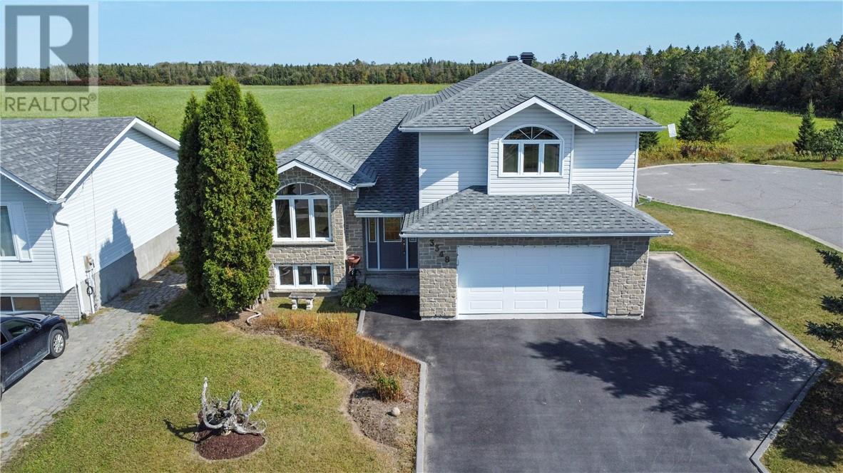 3348 Brenda St, Val Caron, ON P3N 1A2