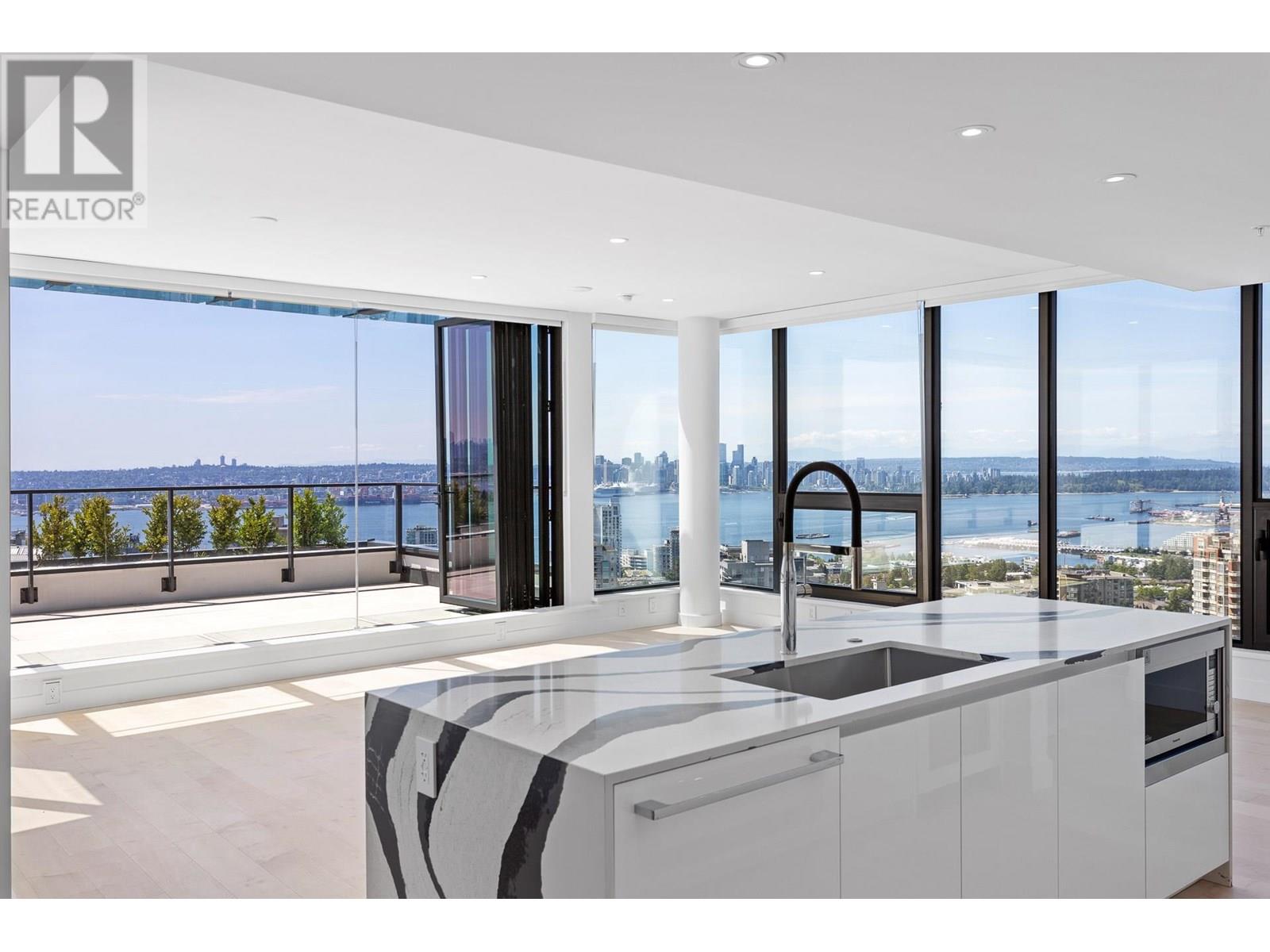 135 E 13th Street Unit 1602, North Vancouver, BC V7L 0J8