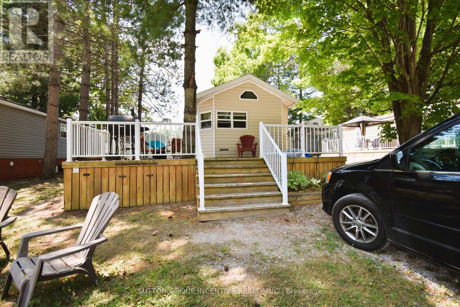 62 1082 Shamrock Marina Rd, Gravenhurst, ON P0E 1N0