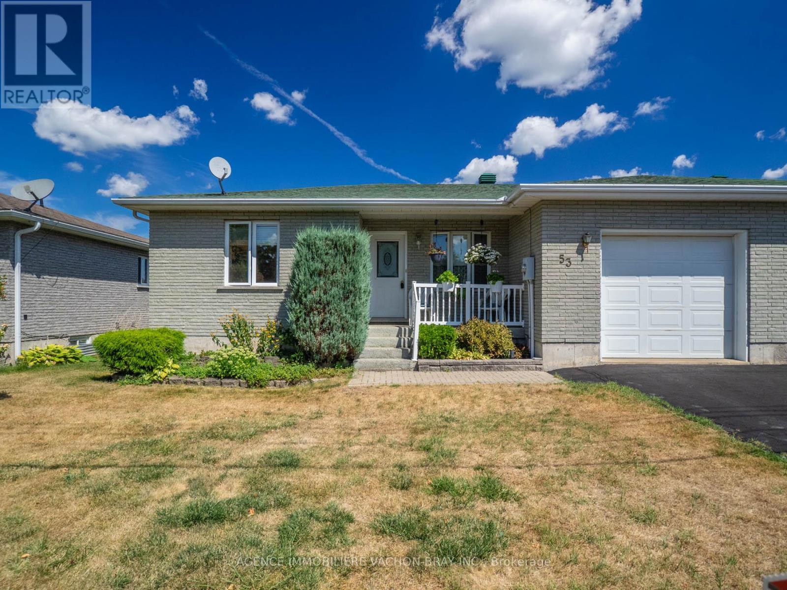 53 Sandfield Ave N, North Glengarry, ON K0C 1A0