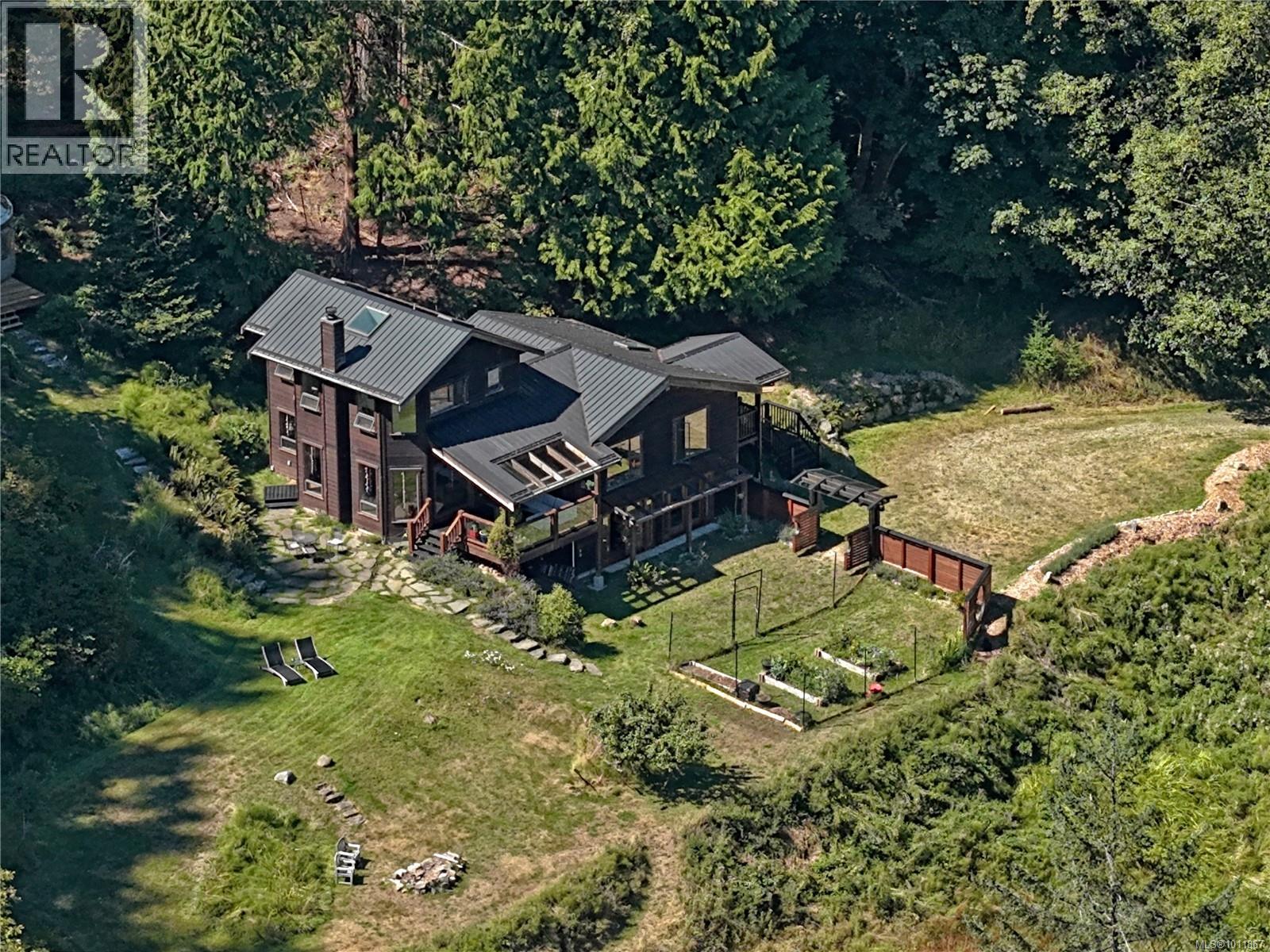 494 Isabella Point Rd, Salt Spring, BC V8K 1V4