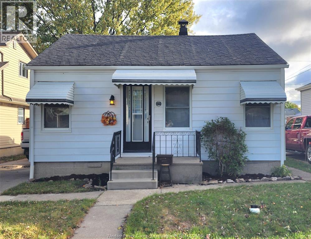 2244 Parent, Windsor, ON N8W 2E3