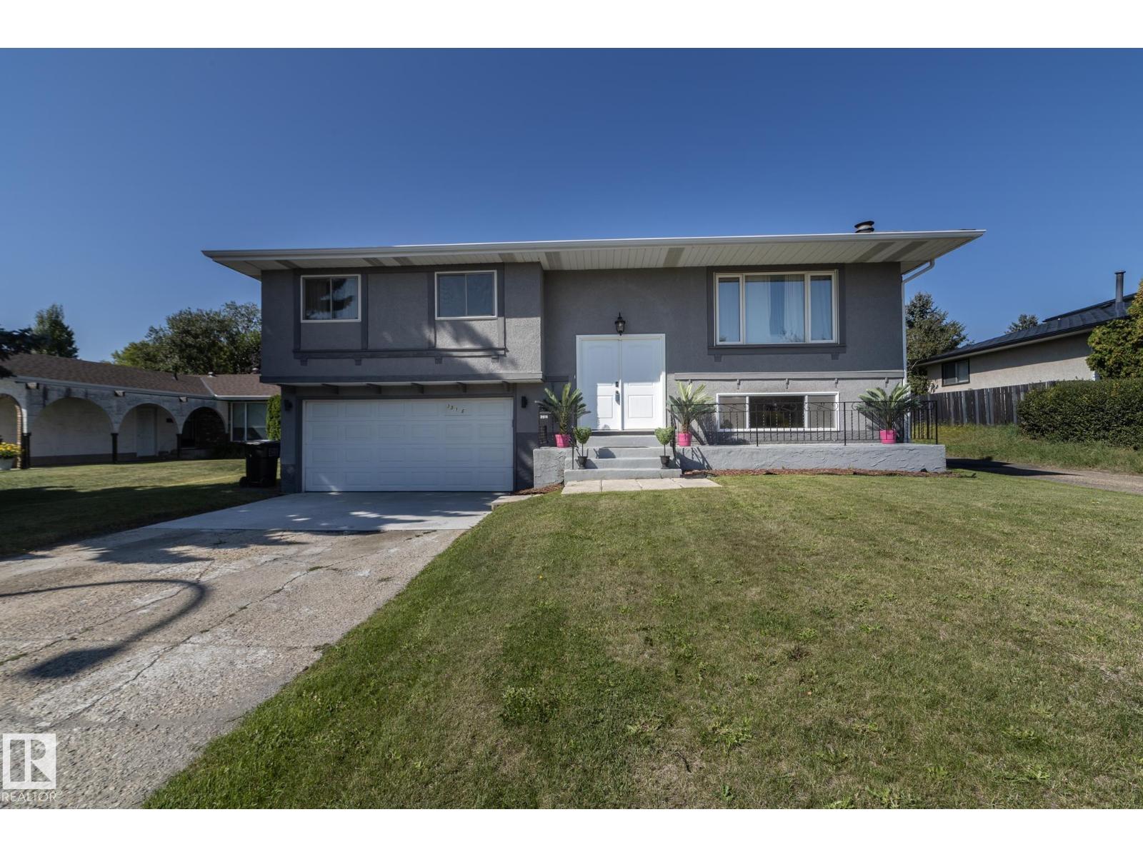 107 St Nw Unit 3516, Edmonton, AB T6J 1B1
