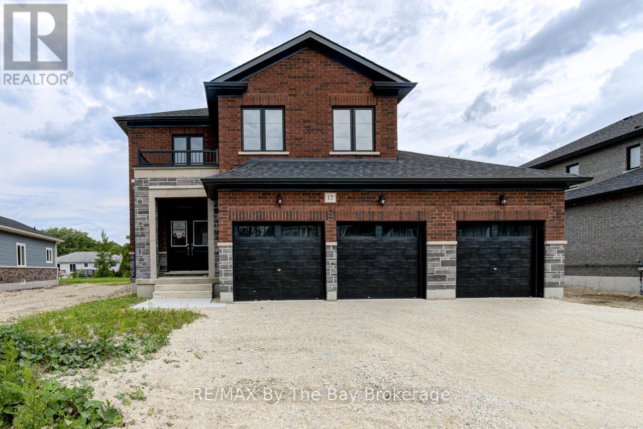 12 Misty Ridge Rd, Wasaga Beach, ON L9Z 0R8