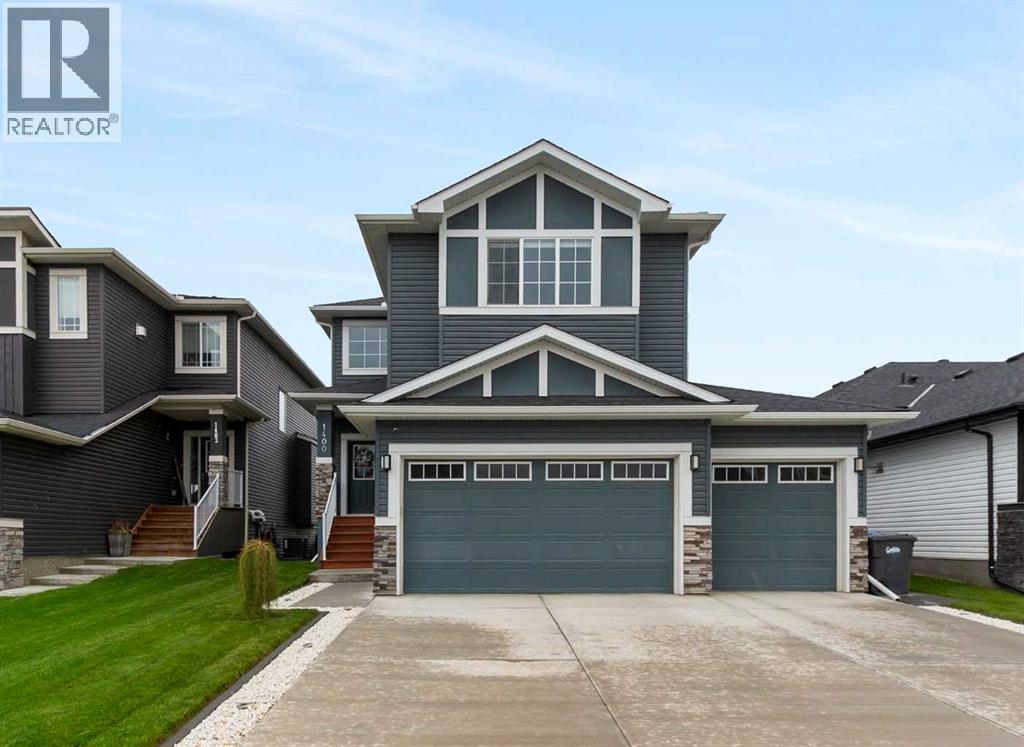 1400 Price Close, Carstairs, AB T0M 0N0