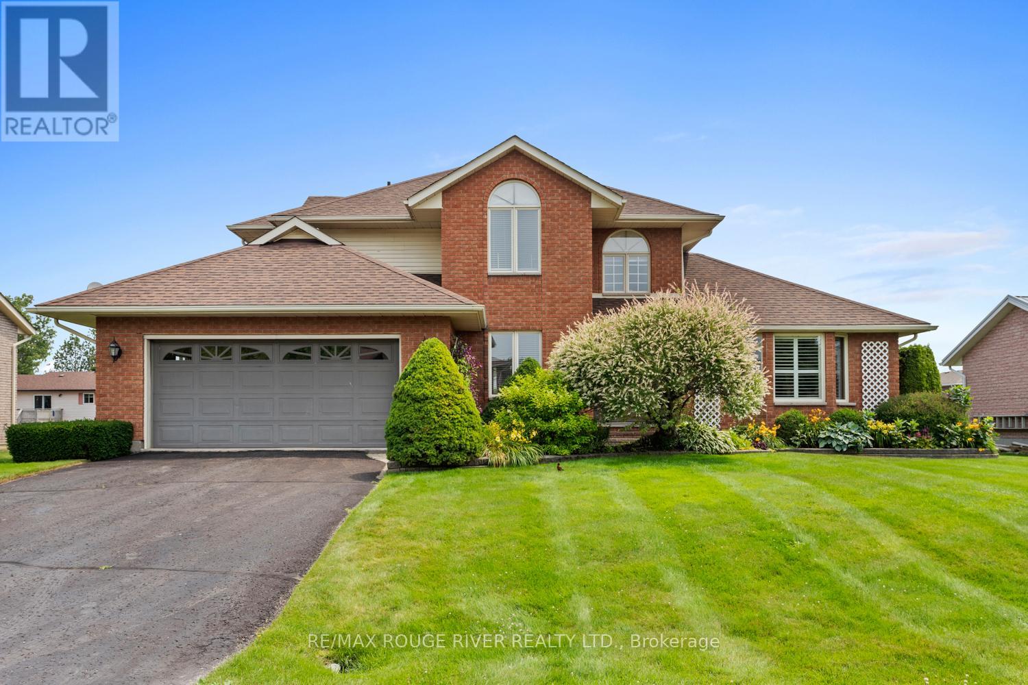 11 Rogers Rd, Brighton, ON K0K 1H0
