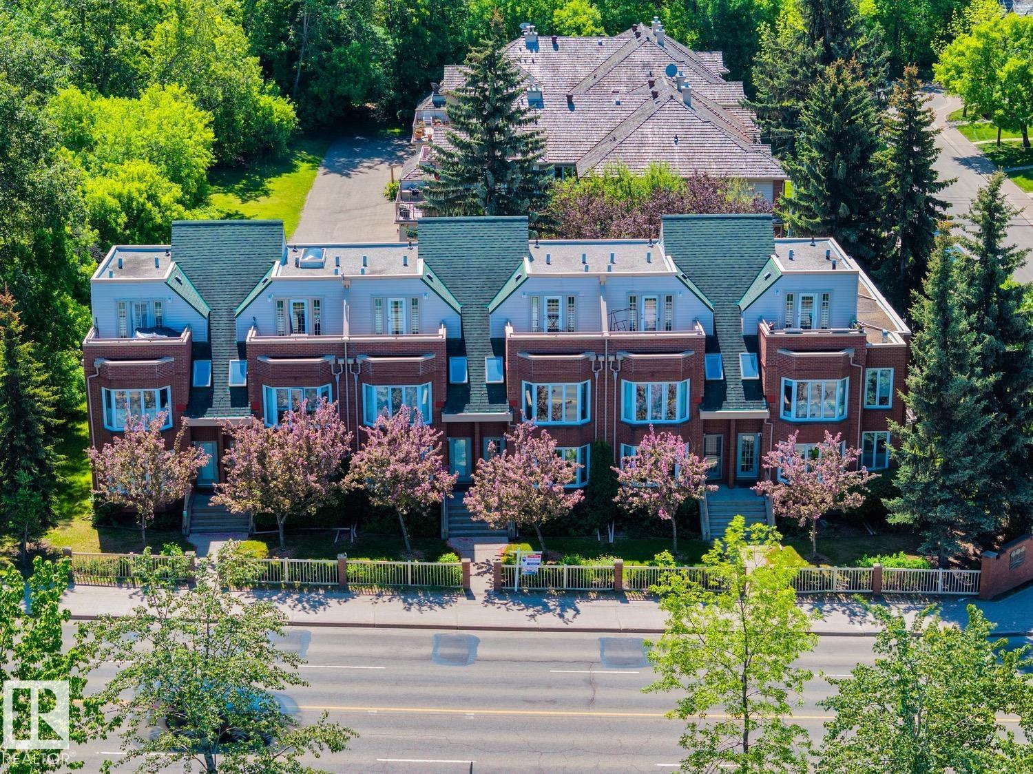 98 Av Nw Unit 9021, Edmonton, AB T6C 4P2