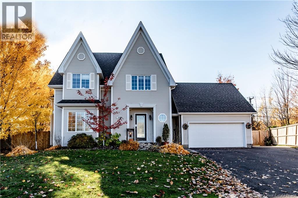 24 Oak Hill Ct, Moncton, NB E1G 3T9