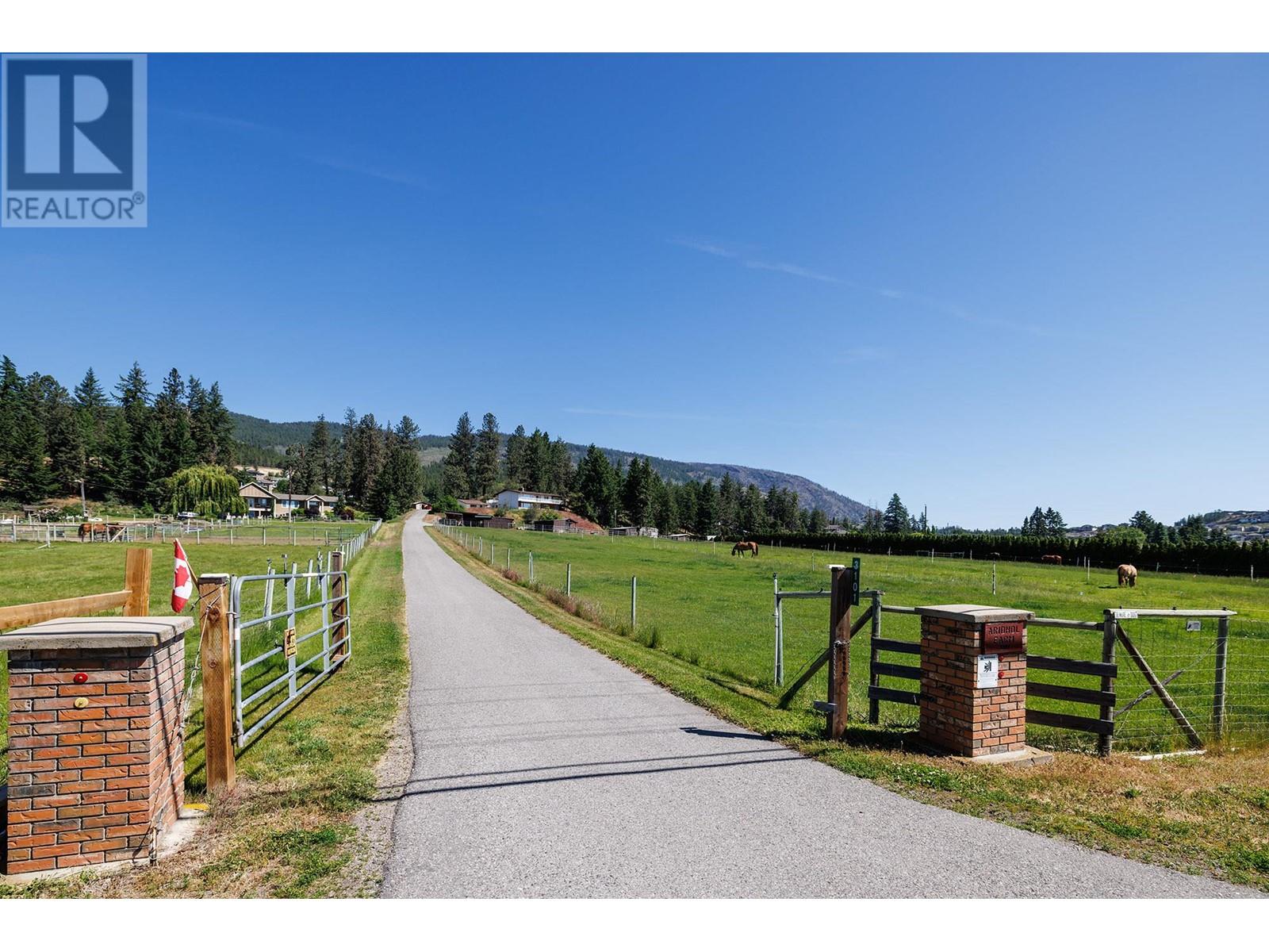 3101 Elliott Rd, West Kelowna, BC V4T 1M2