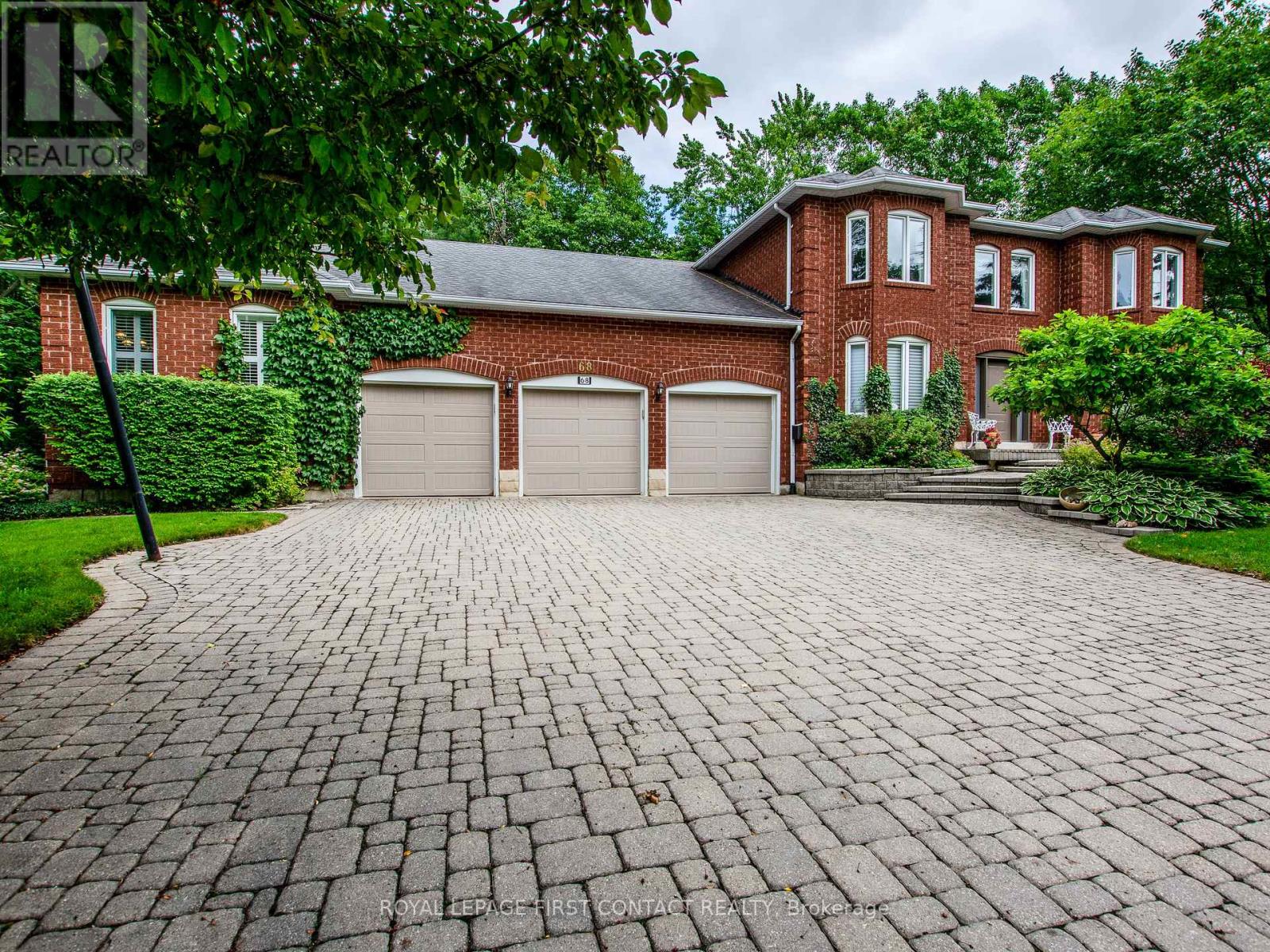 68 Alana Dr, Springwater, ON L9X 0S1