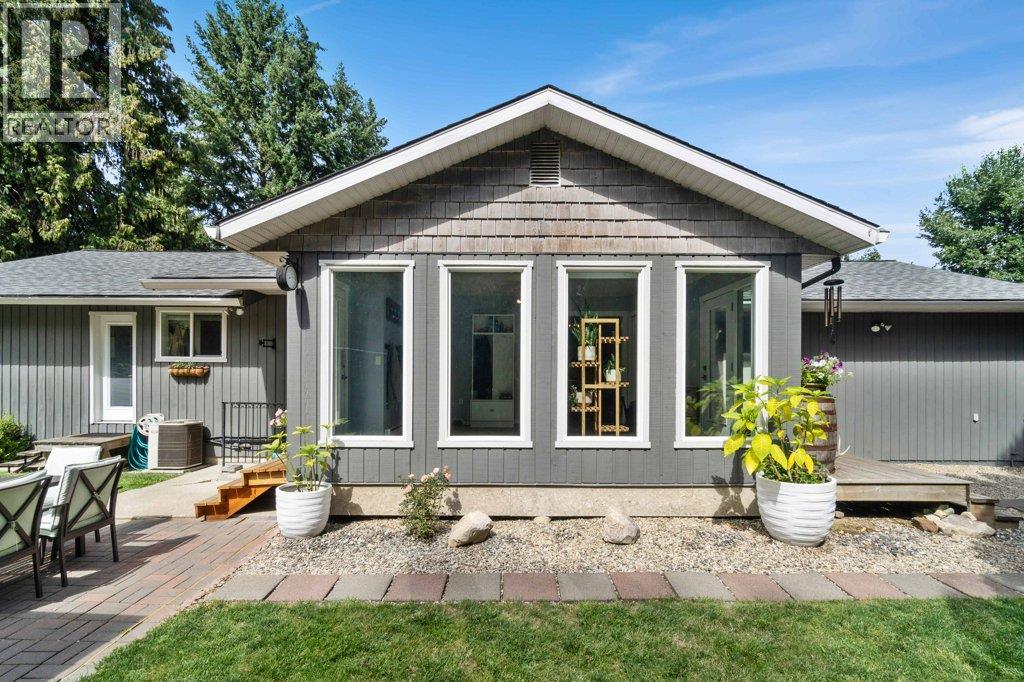21 Street Ne Unit 2131, Salmon Arm, BC V1E 3E4